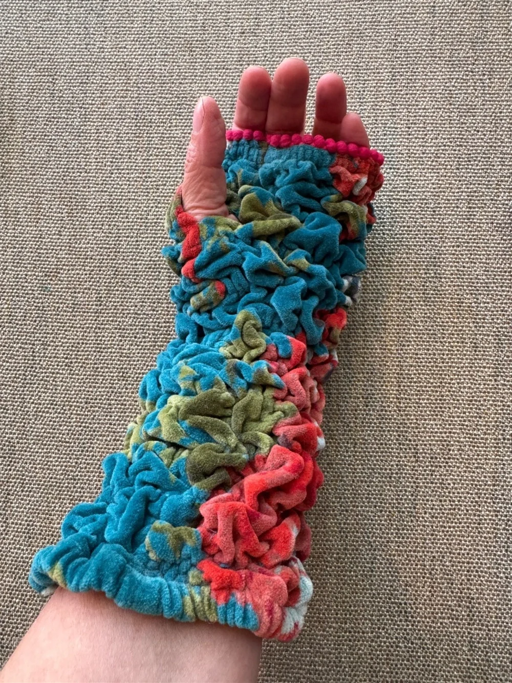 Exhuberant 100% cotton fingerless handwarmers